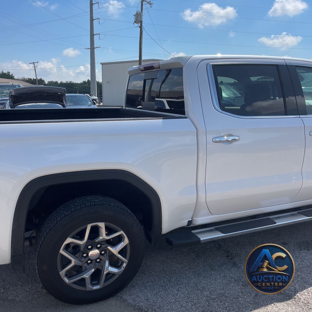 2024 GMC Sierra 1500 SLT