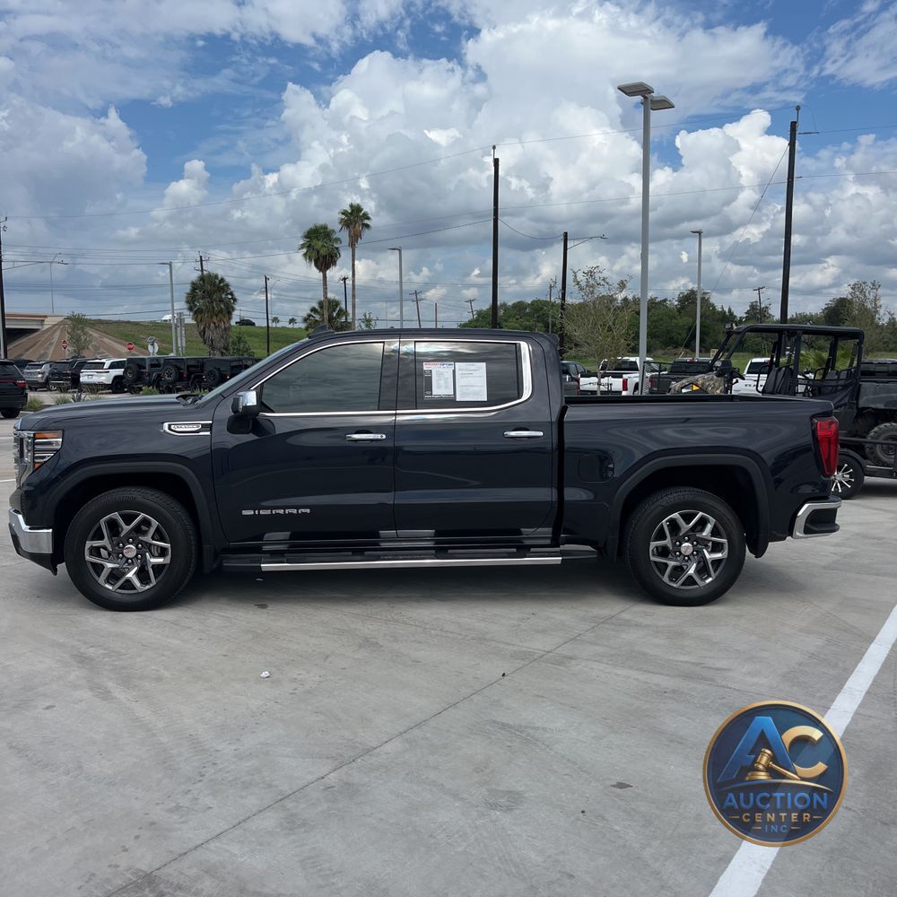 2024 GMC Sierra 1500 SLT