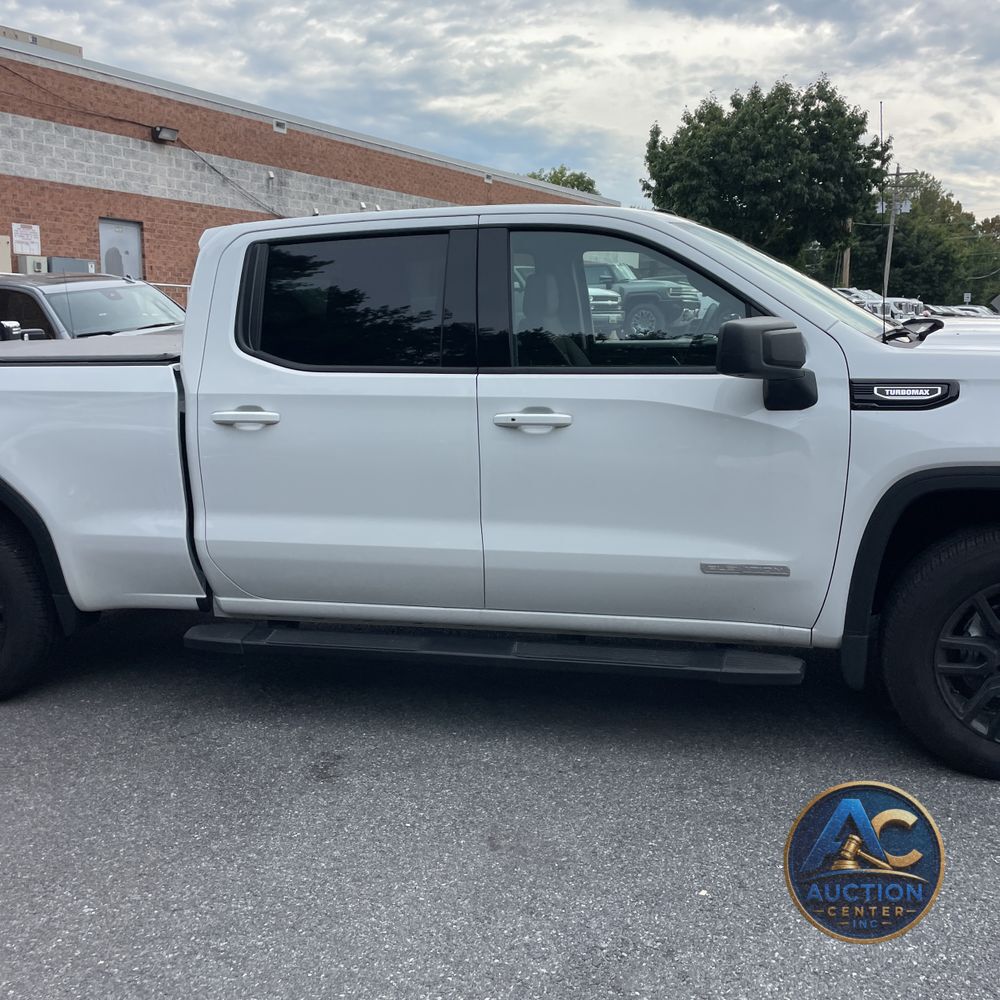 2025 GMC Sierra 1500 Elevation