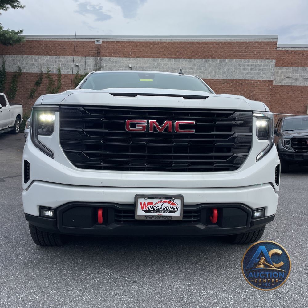 2025 GMC Sierra 1500 Elevation