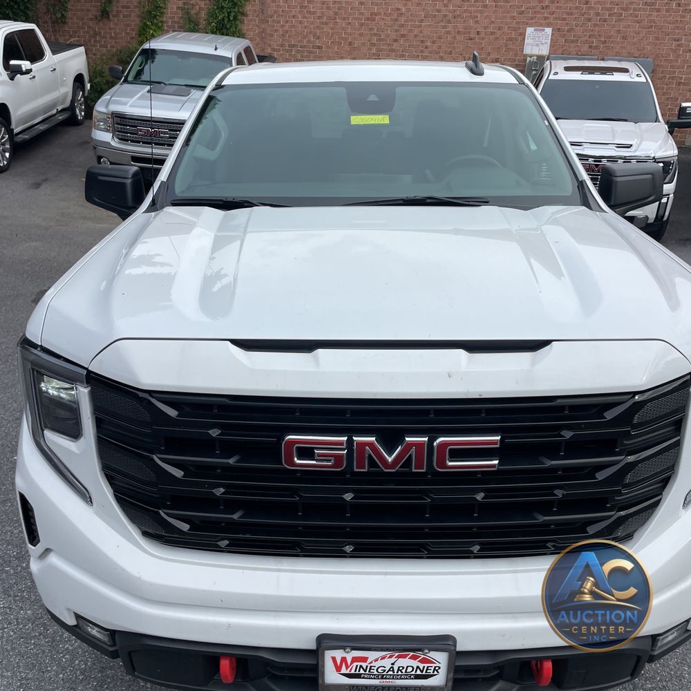2025 GMC Sierra 1500 Elevation