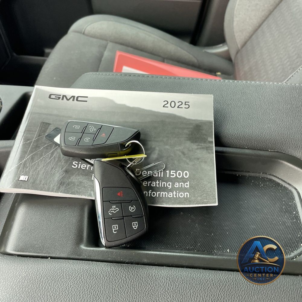 2025 GMC Sierra 1500 Elevation