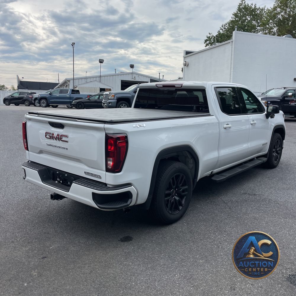 2025 GMC Sierra 1500 Elevation