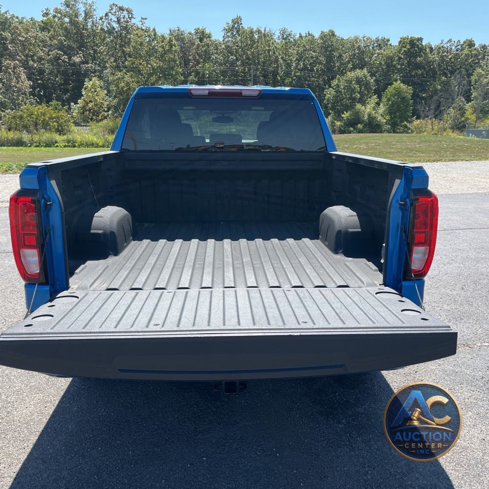 2024 GMC Sierra 1500 Elevation