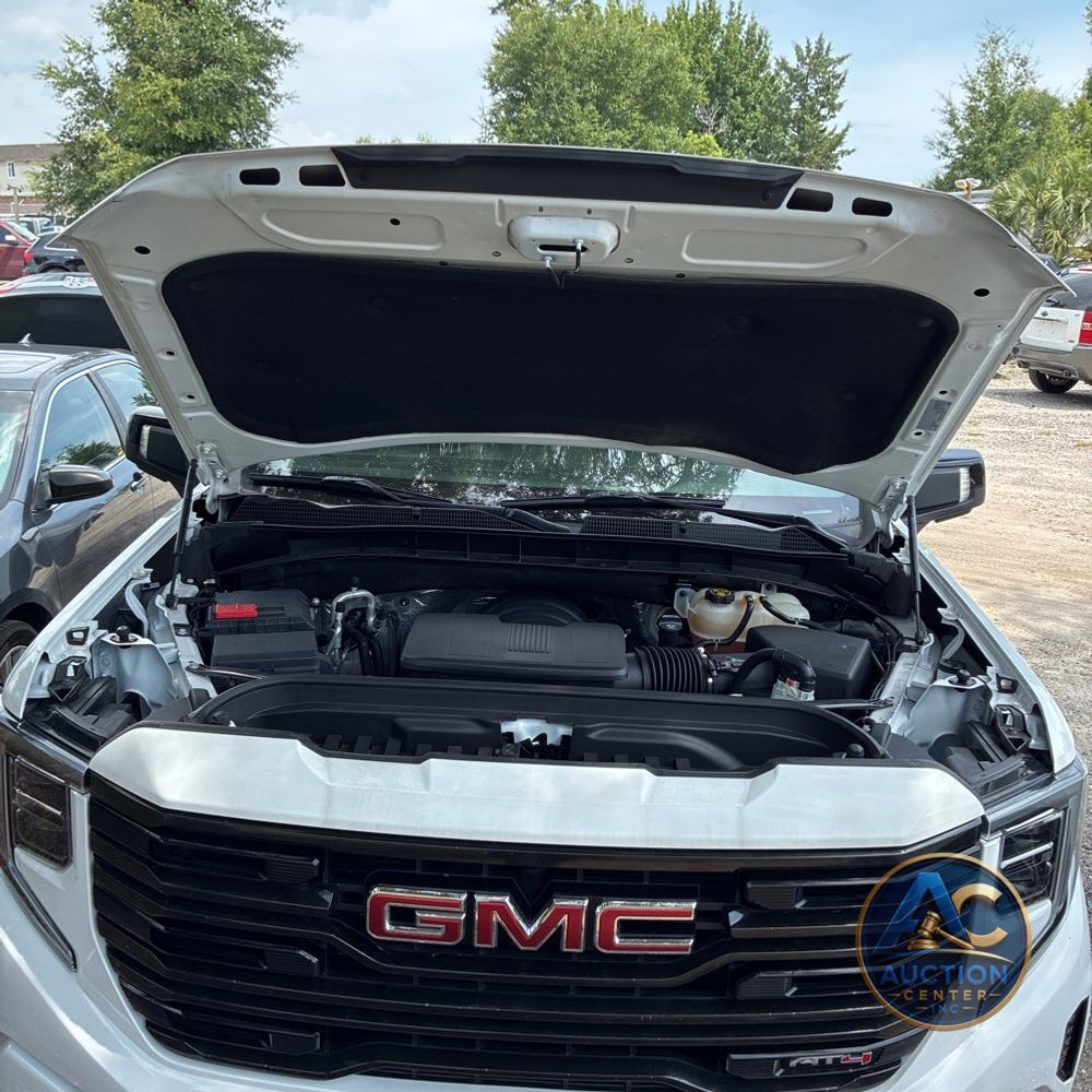 2022 GMC Sierra 1500 AT4