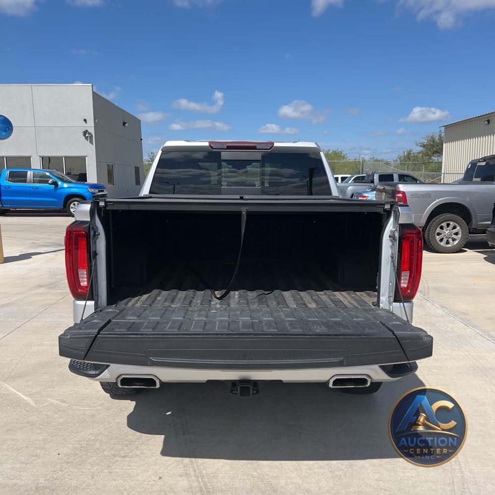 2022 GMC Sierra 1500 AT4