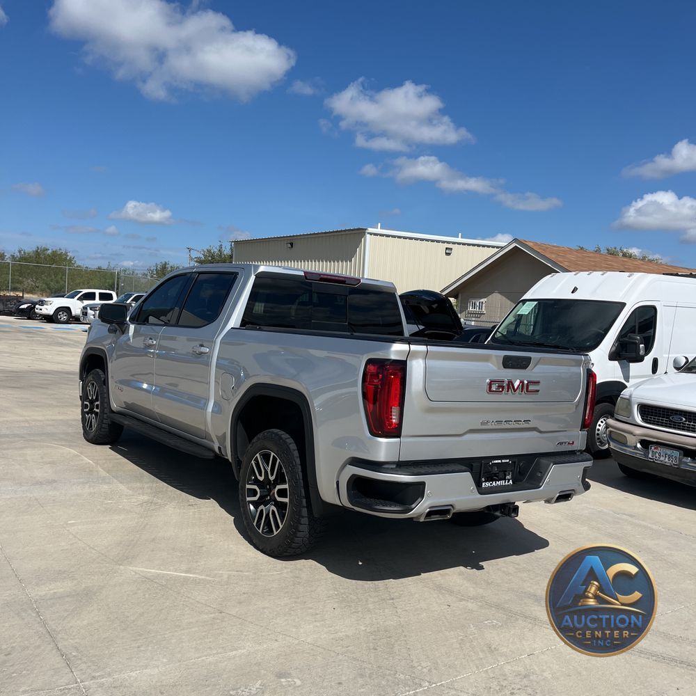 2022 GMC Sierra 1500 AT4