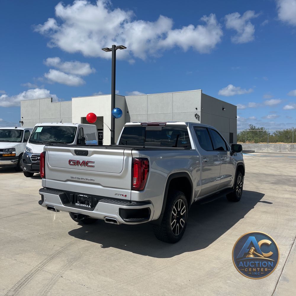 2022 GMC Sierra 1500 AT4