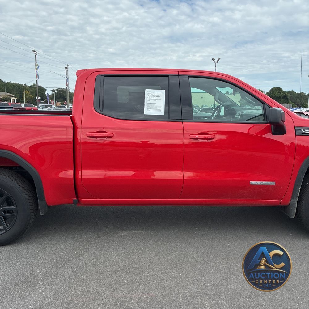 2025 GMC Sierra 1500 Elevation Standard