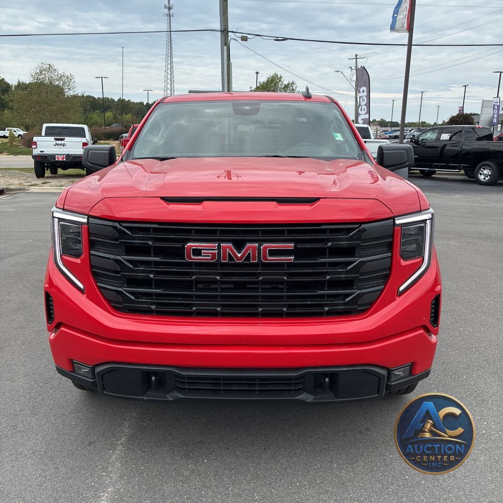 2025 GMC Sierra 1500 Elevation Standard