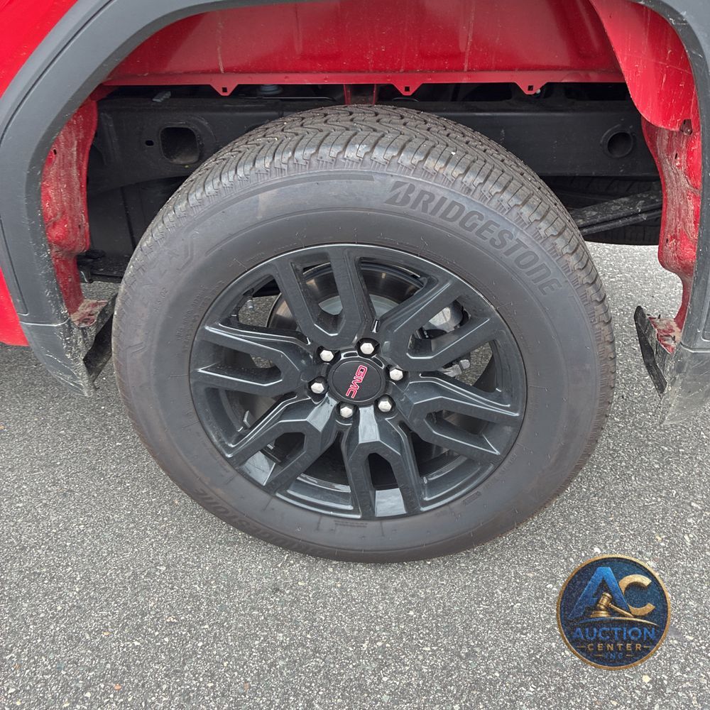2025 GMC Sierra 1500 Elevation Standard