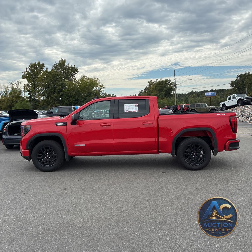 2025 GMC Sierra 1500 Elevation Standard