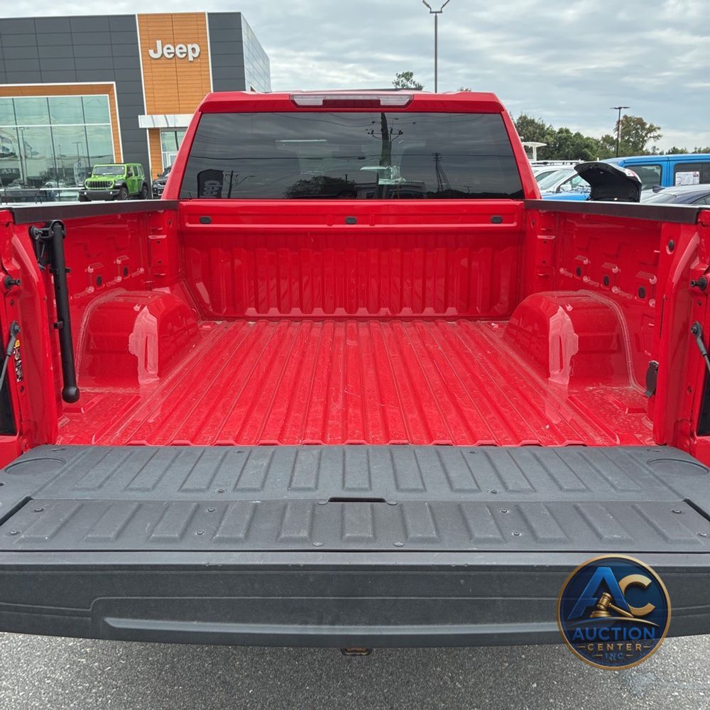2025 GMC Sierra 1500 Elevation Standard