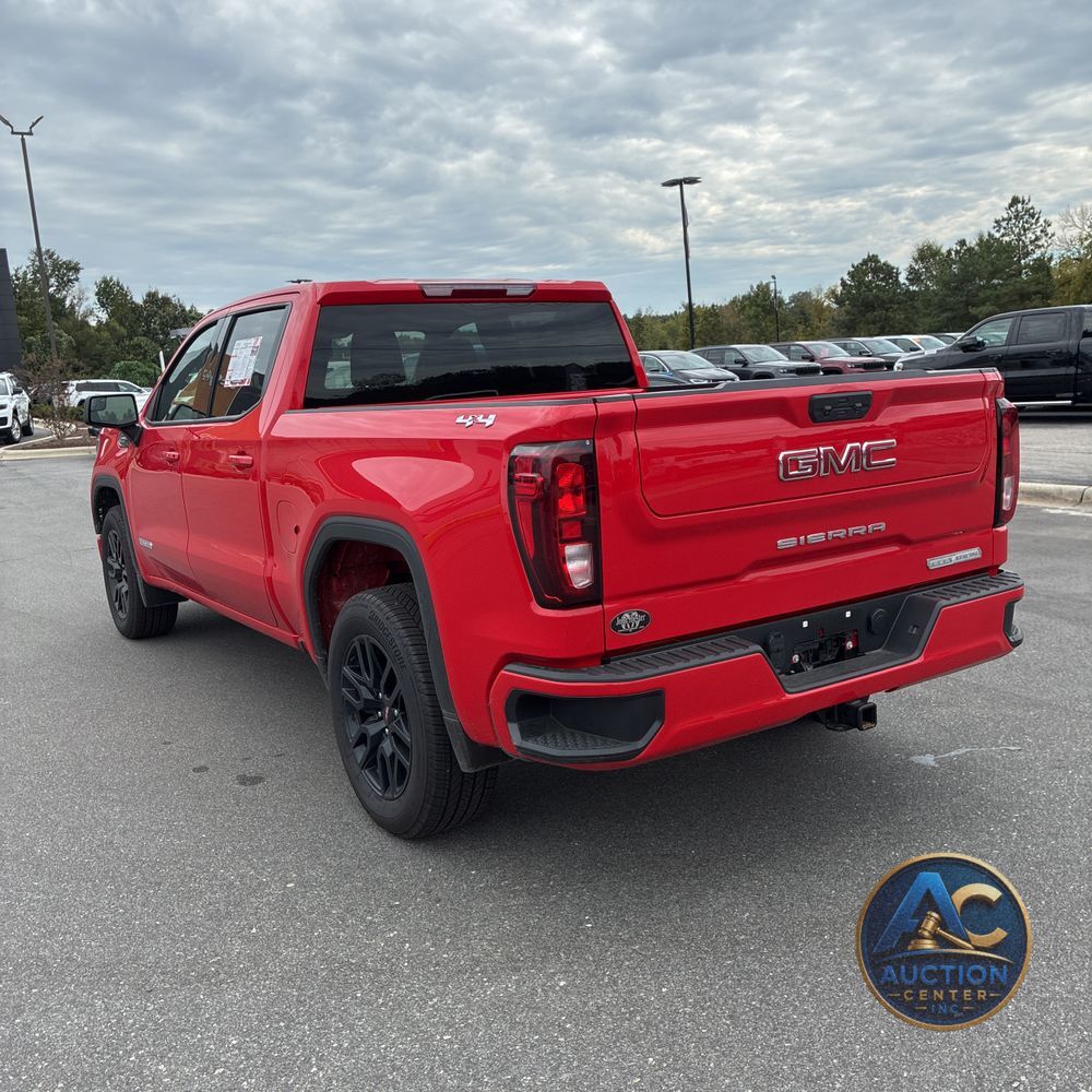 2025 GMC Sierra 1500 Elevation Standard