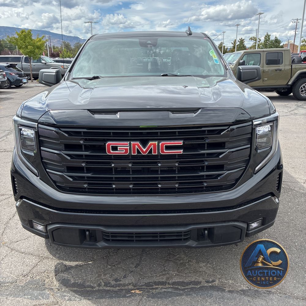 2024 GMC Sierra 1500 Elevation Standard