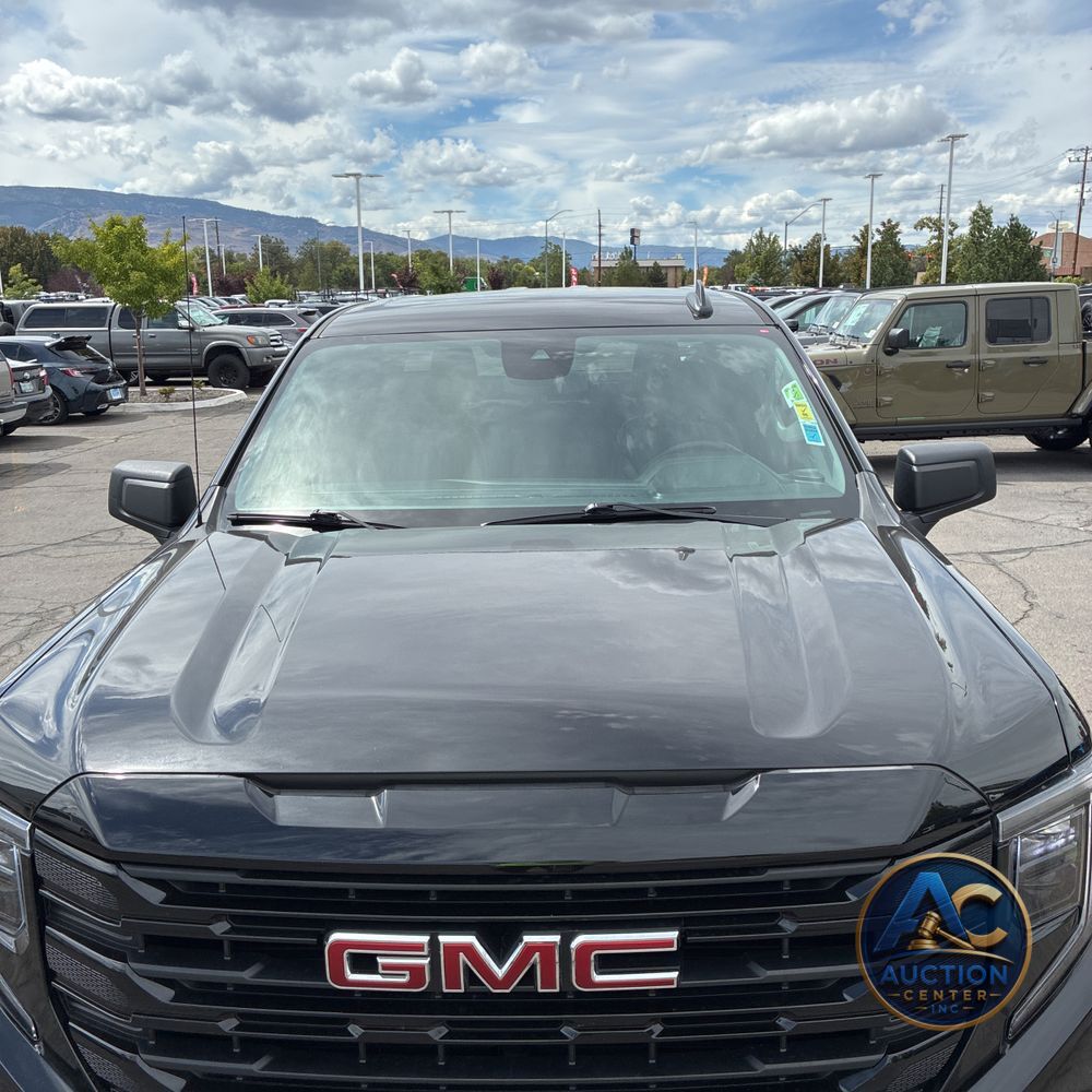 2024 GMC Sierra 1500 Elevation Standard