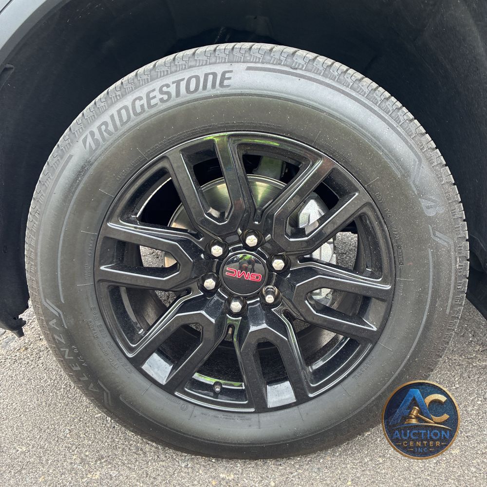 2024 GMC Sierra 1500 Elevation Standard