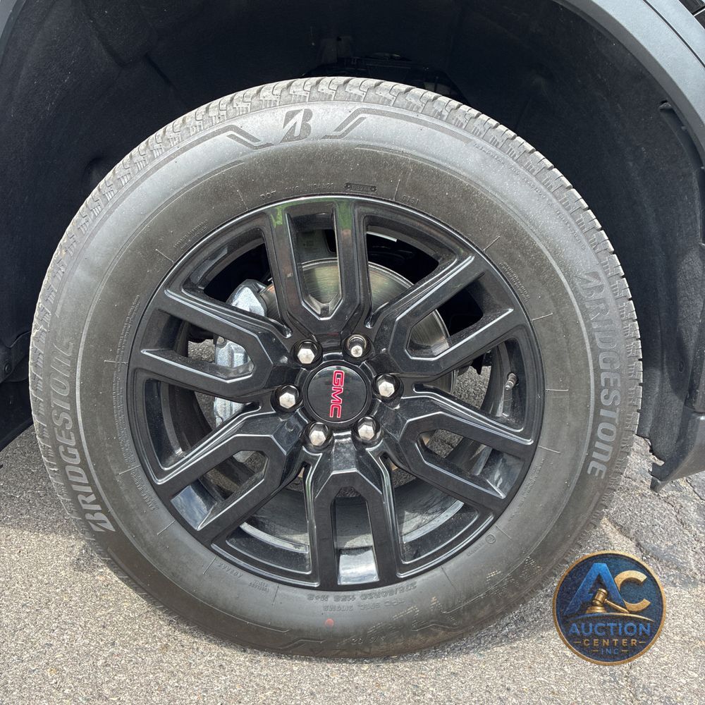 2024 GMC Sierra 1500 Elevation Standard