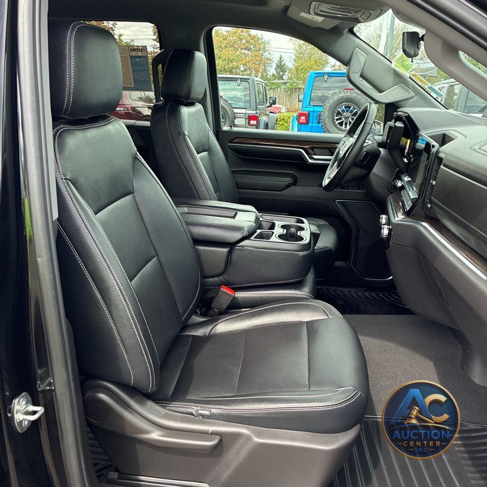 2024 GMC Sierra 1500 Elevation Standard
