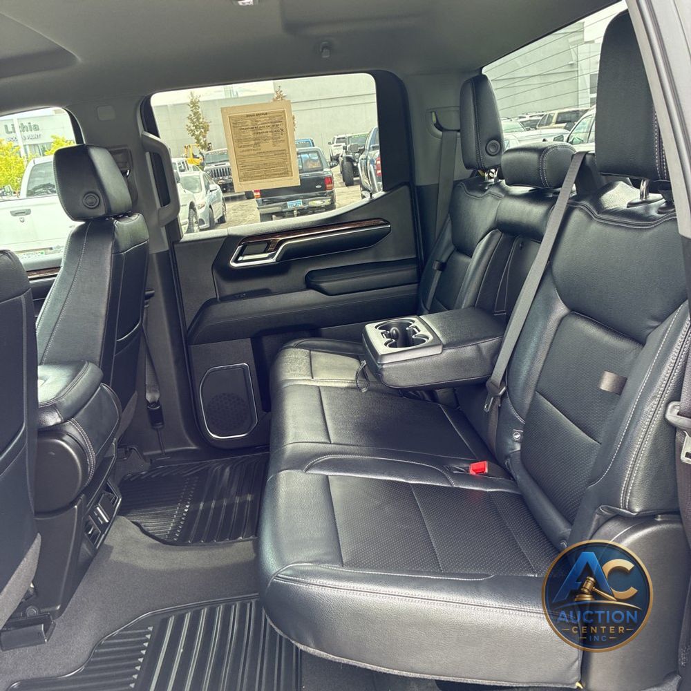 2024 GMC Sierra 1500 Elevation Standard