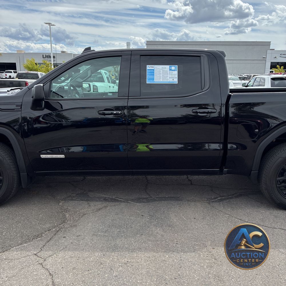 2024 GMC Sierra 1500 Elevation Standard