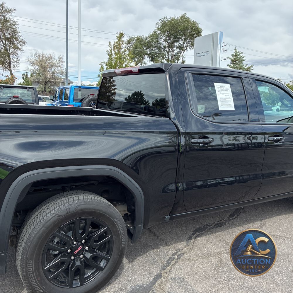 2024 GMC Sierra 1500 Elevation Standard