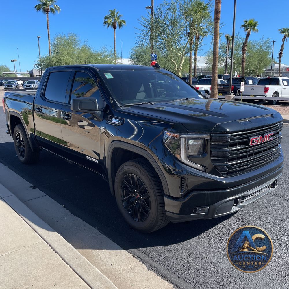 2025 GMC Sierra 1500 Elevation