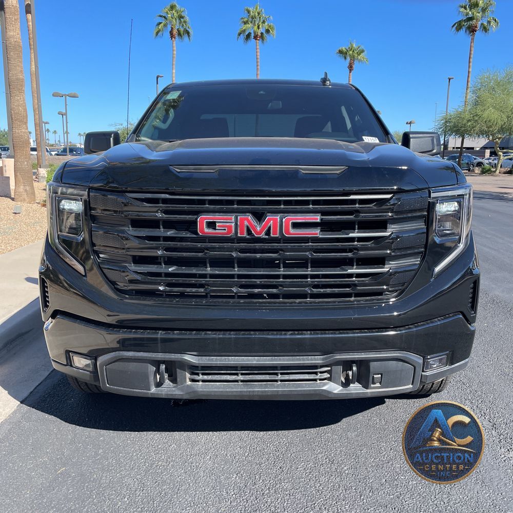 2025 GMC Sierra 1500 Elevation