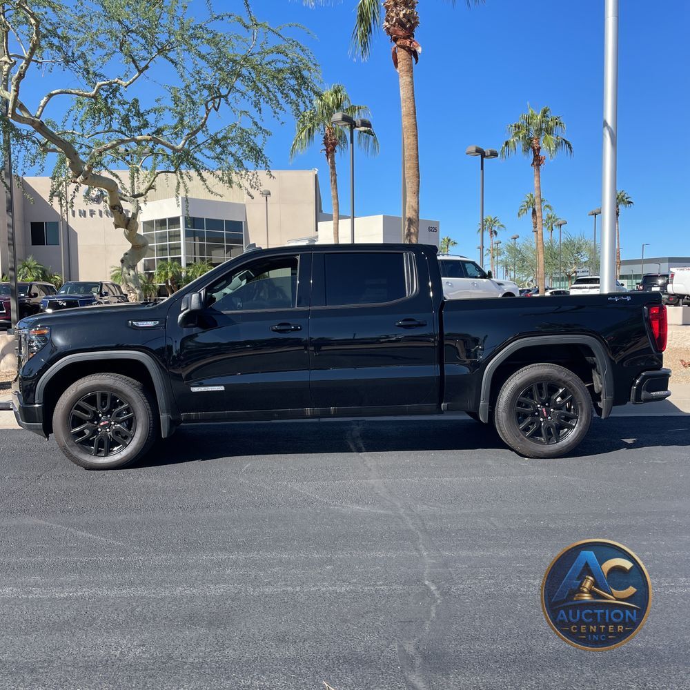 2025 GMC Sierra 1500 Elevation