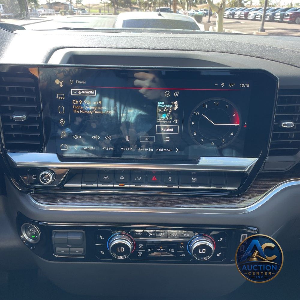 2025 GMC Sierra 1500 Elevation