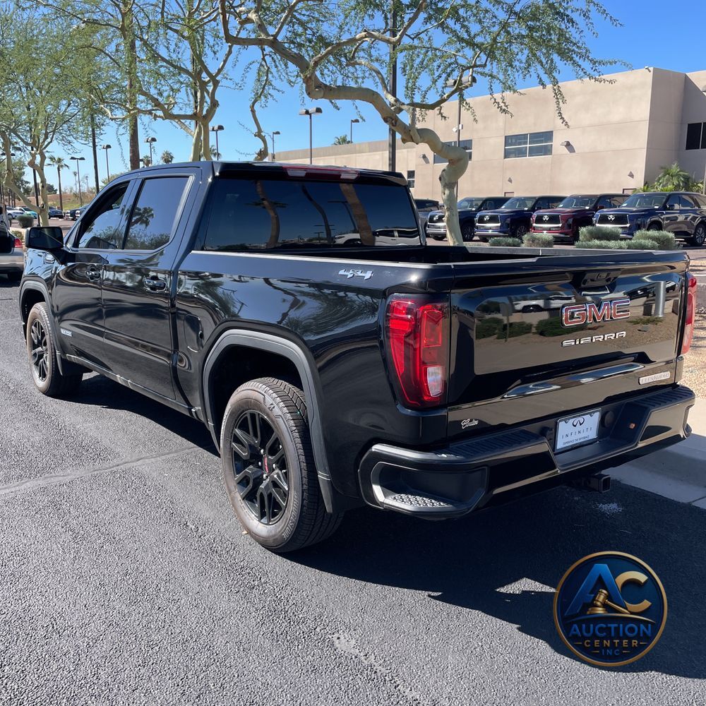2025 GMC Sierra 1500 Elevation