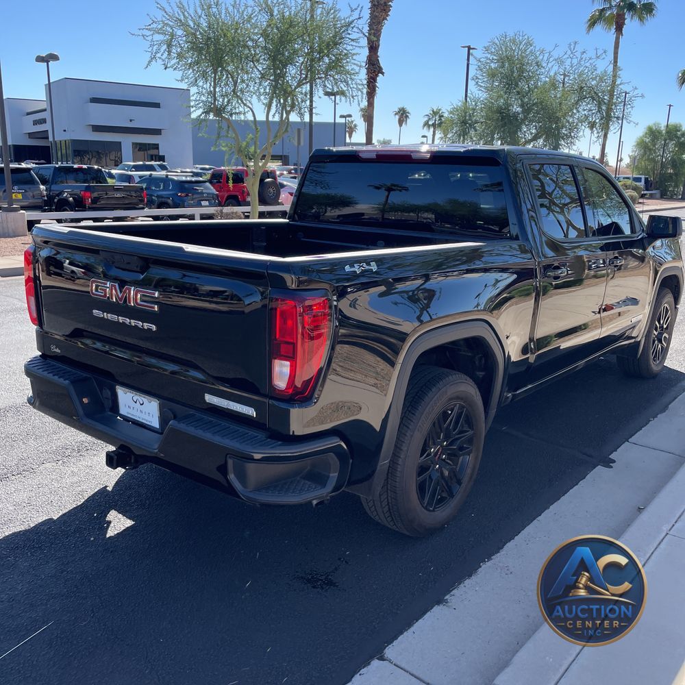 2025 GMC Sierra 1500 Elevation