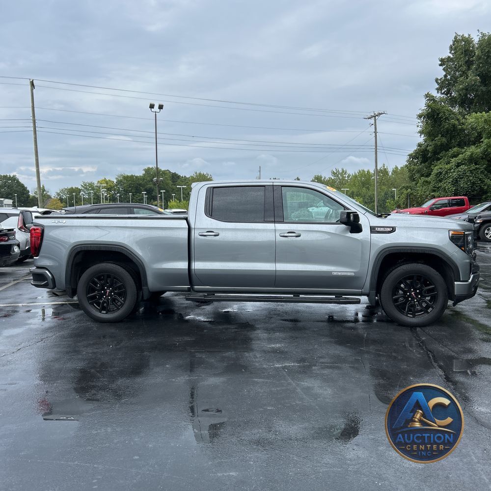 2025 GMC Sierra 1500 Elevation