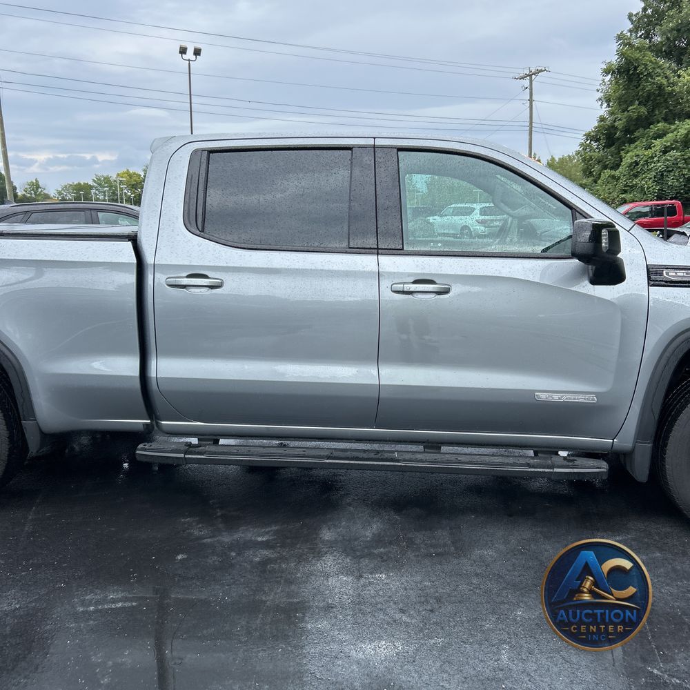 2025 GMC Sierra 1500 Elevation