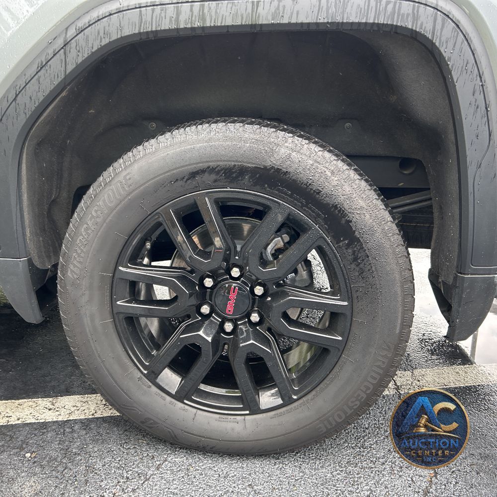 2025 GMC Sierra 1500 Elevation