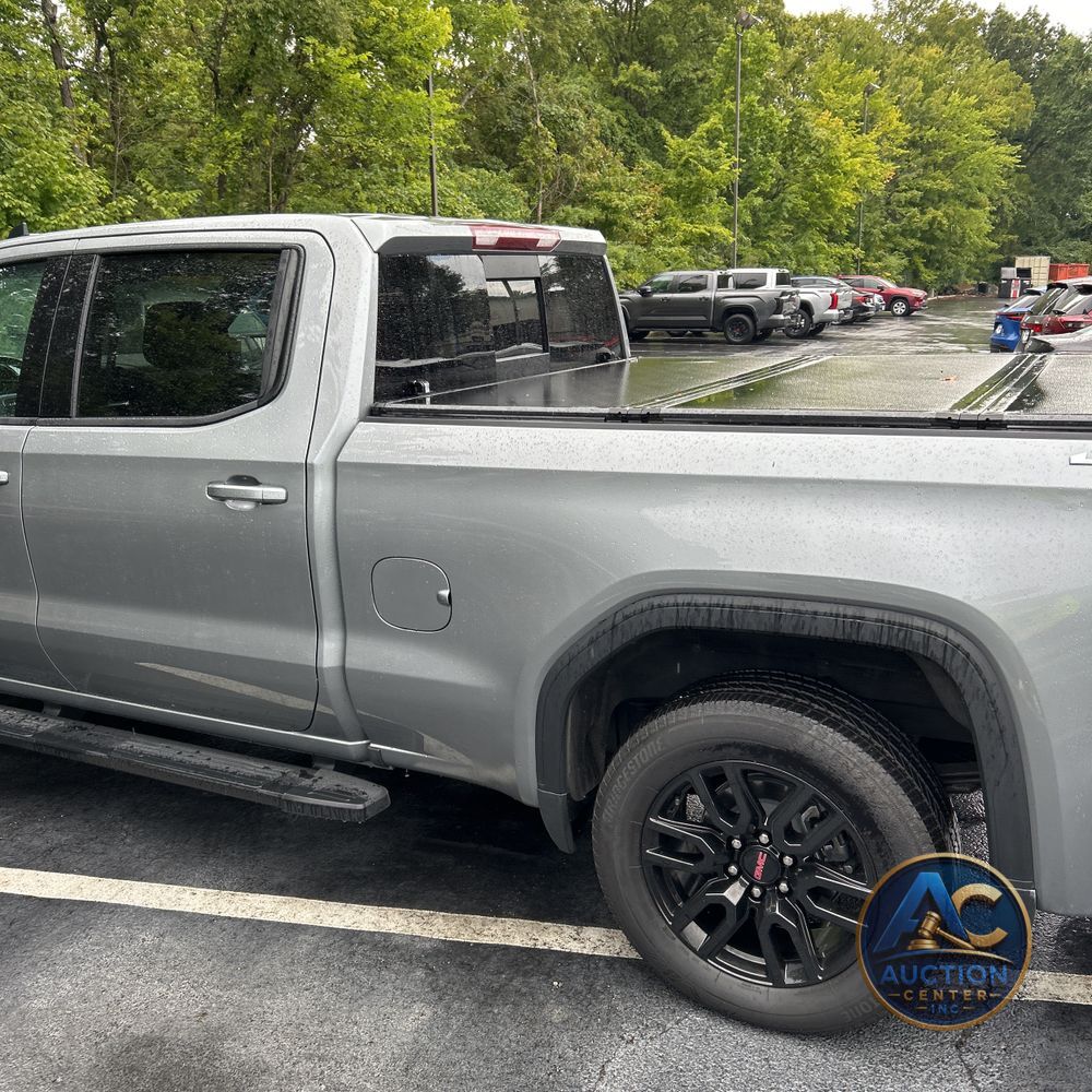 2025 GMC Sierra 1500 Elevation