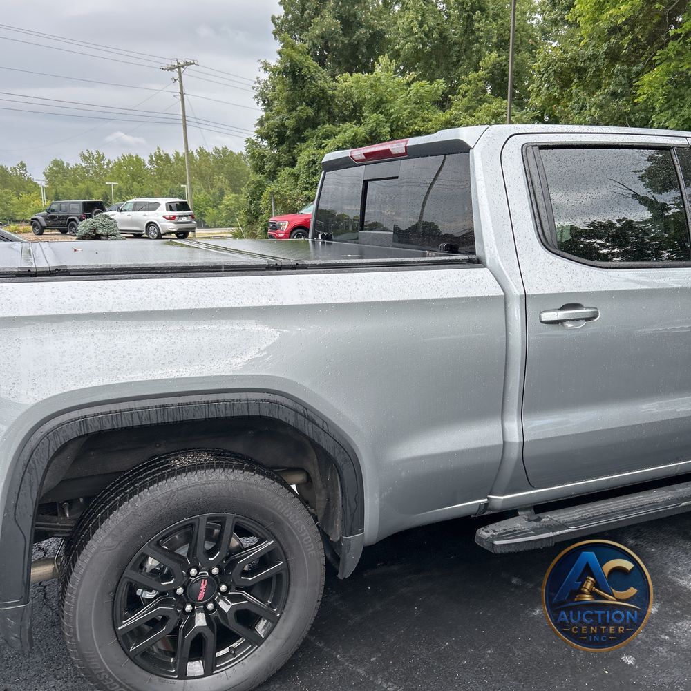 2025 GMC Sierra 1500 Elevation