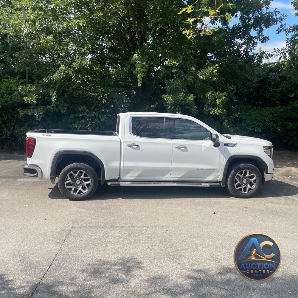 2025 GMC Sierra 1500 SLT