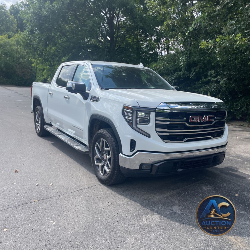 2025 GMC Sierra 1500 SLT