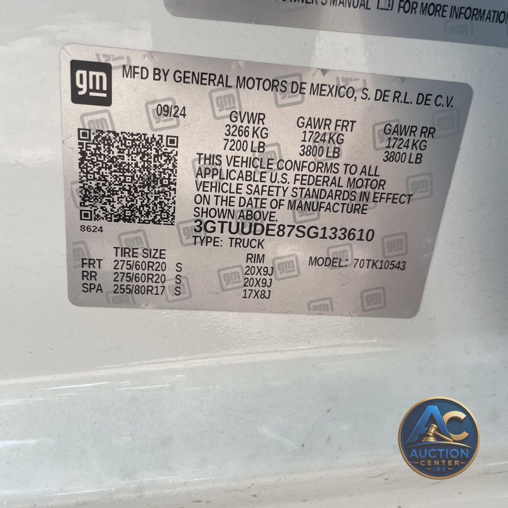 2025 GMC Sierra 1500 SLT