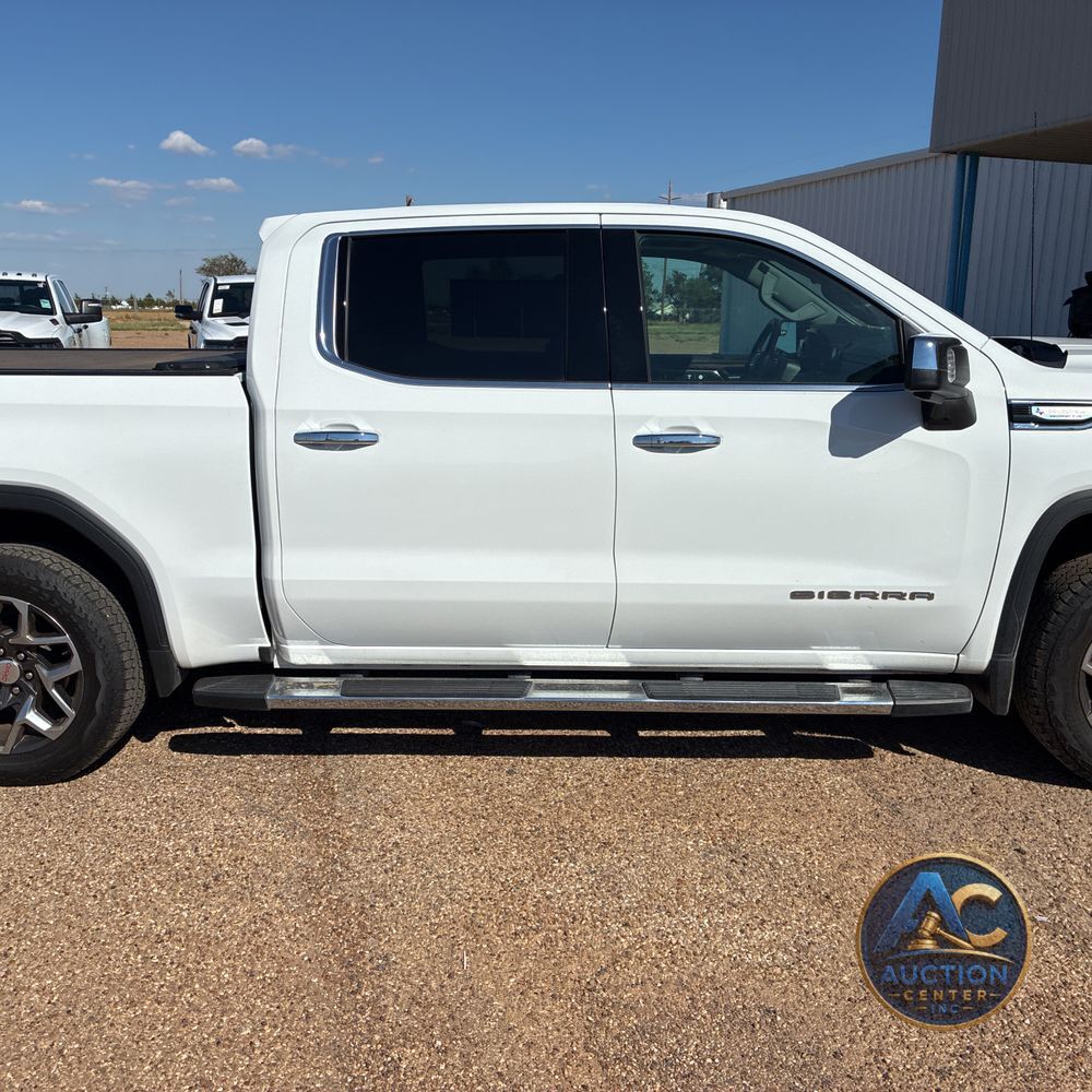 2024 GMC Sierra 1500 SLT