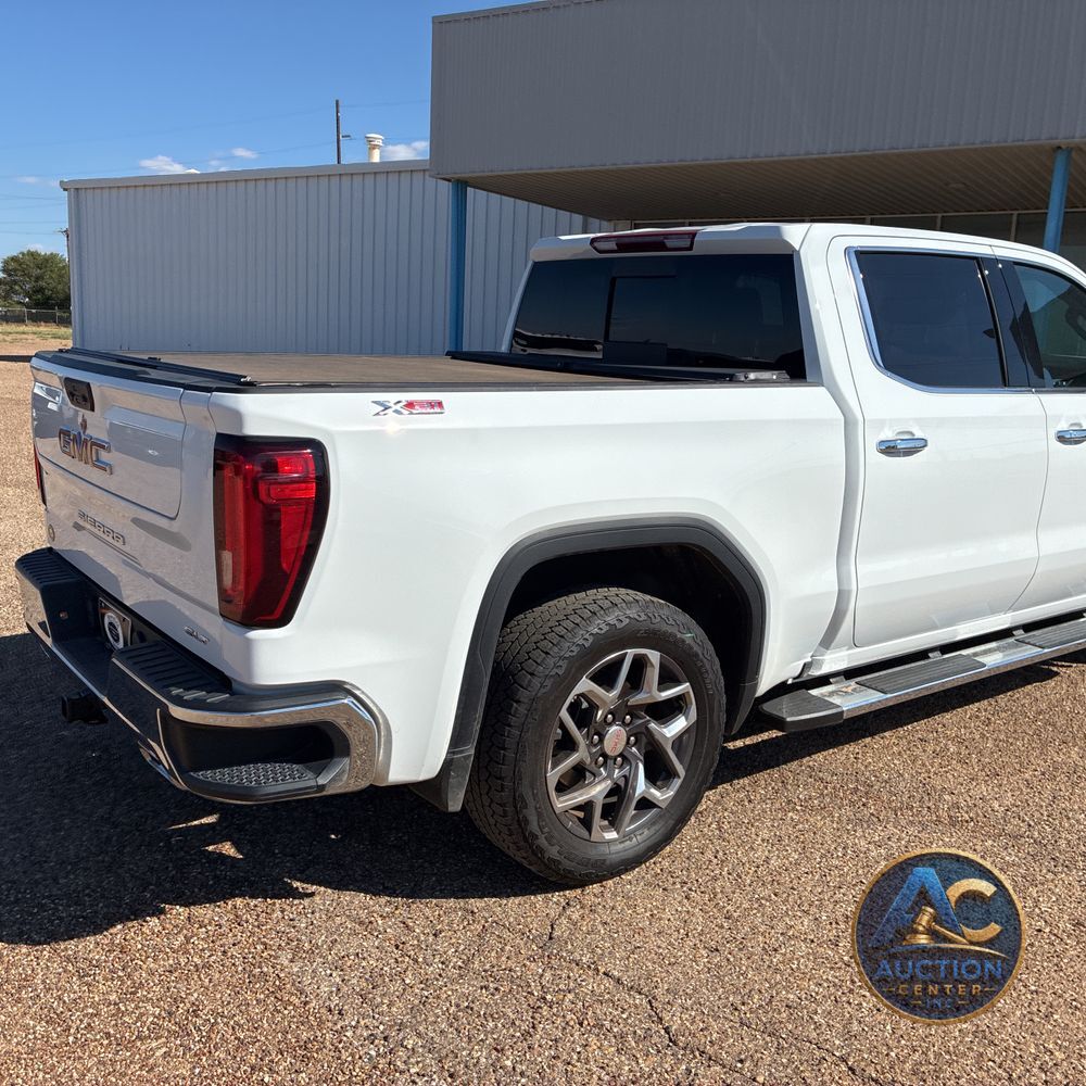 2024 GMC Sierra 1500 SLT