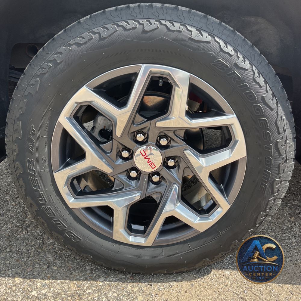 2024 GMC Sierra 1500 SLT