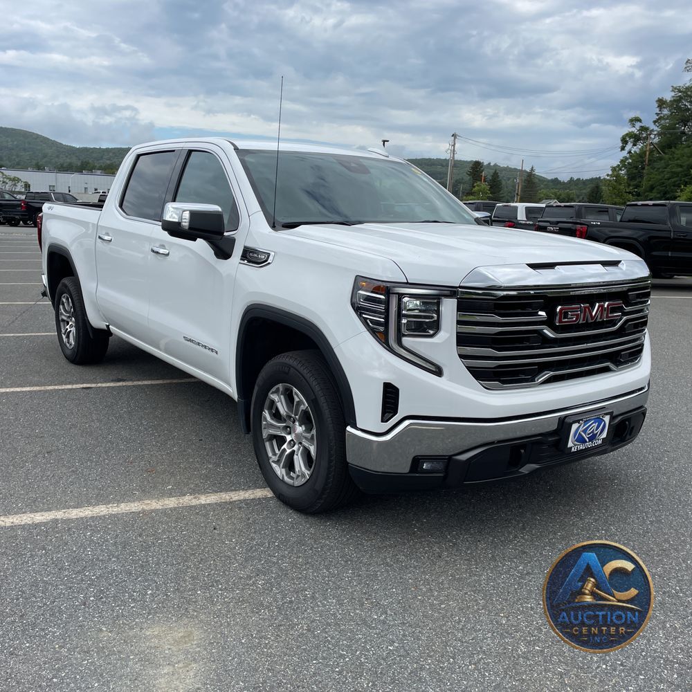 2024 GMC Sierra 1500 SLT