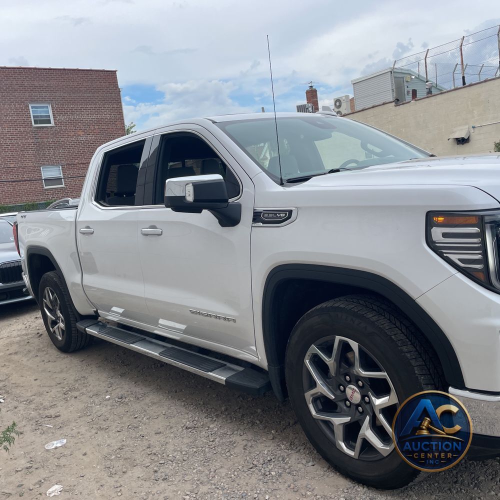 2023 GMC Sierra 1500 SLT