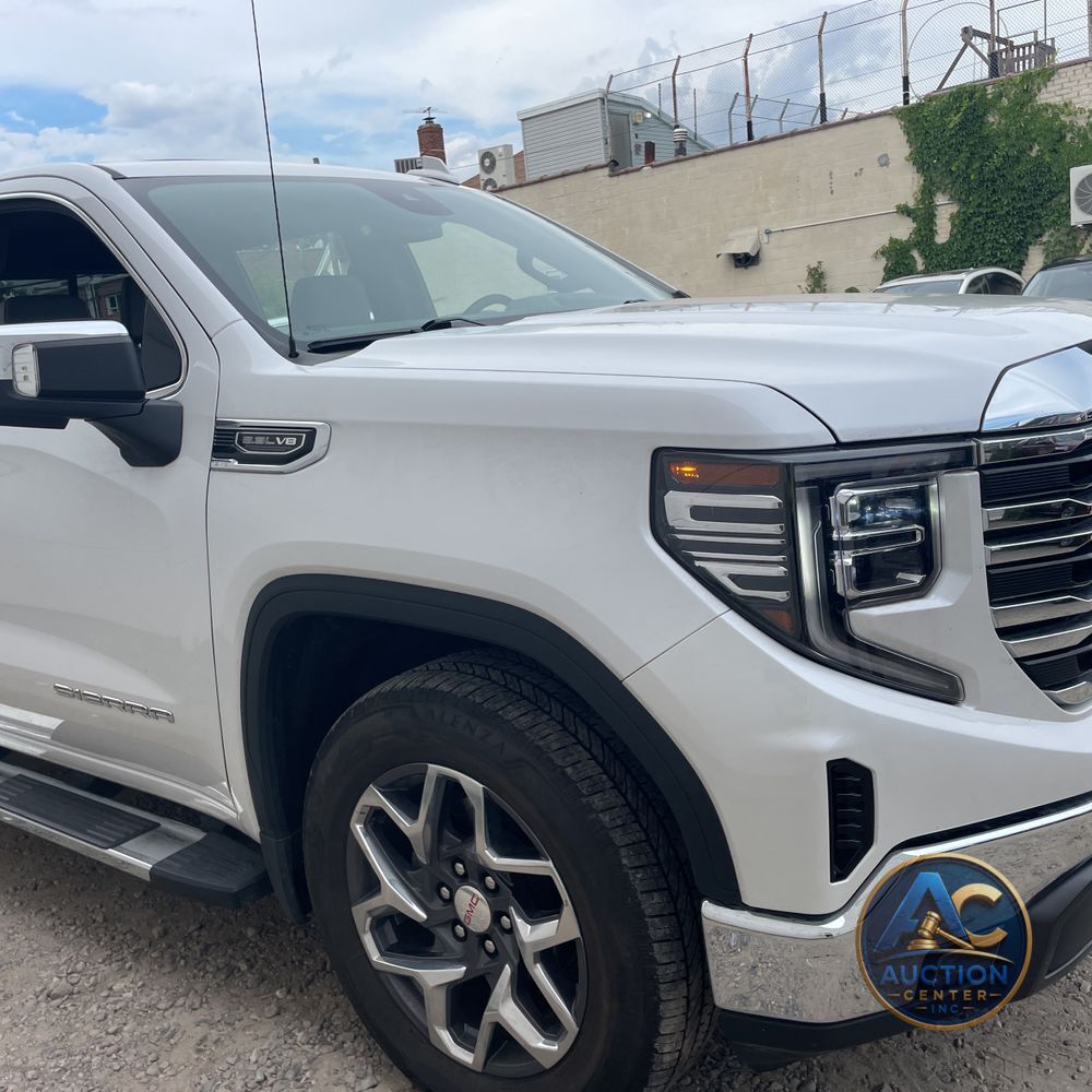 2023 GMC Sierra 1500 SLT