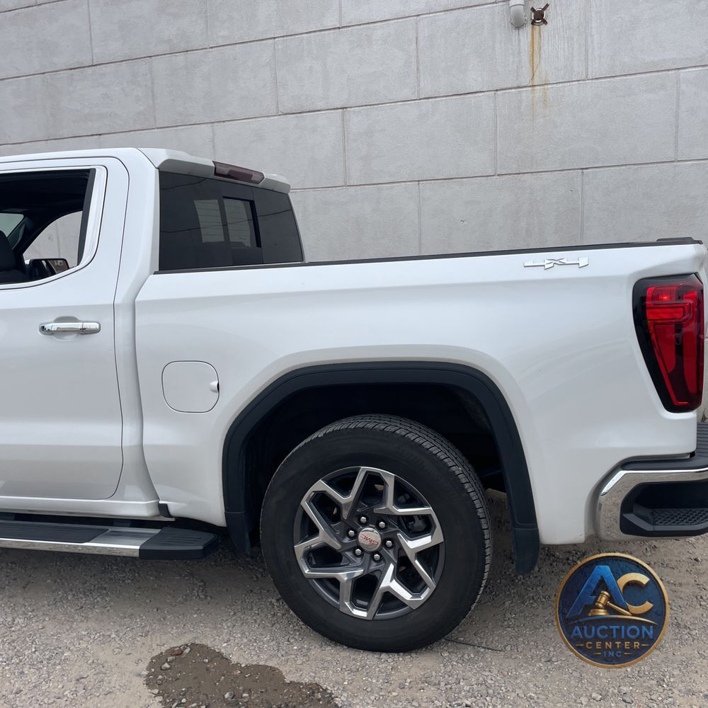 2023 GMC Sierra 1500 SLT