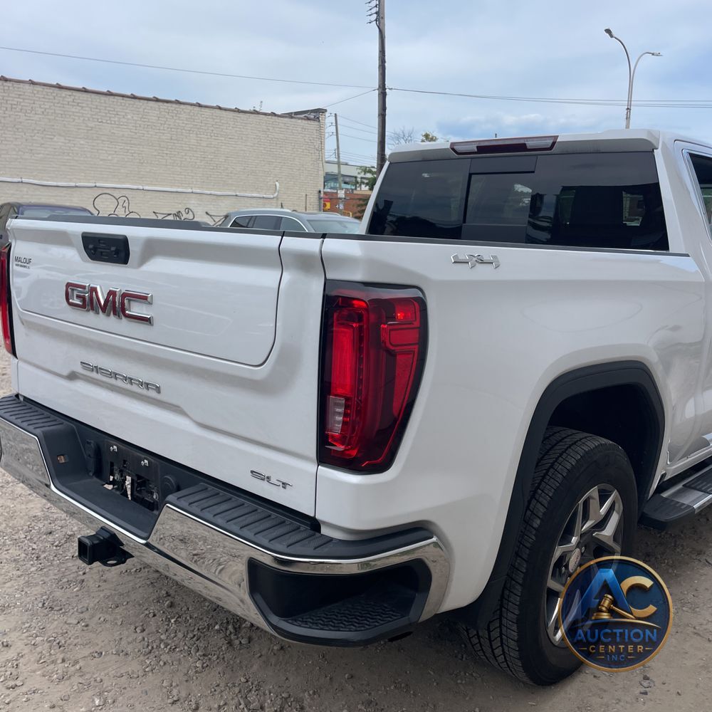 2023 GMC Sierra 1500 SLT
