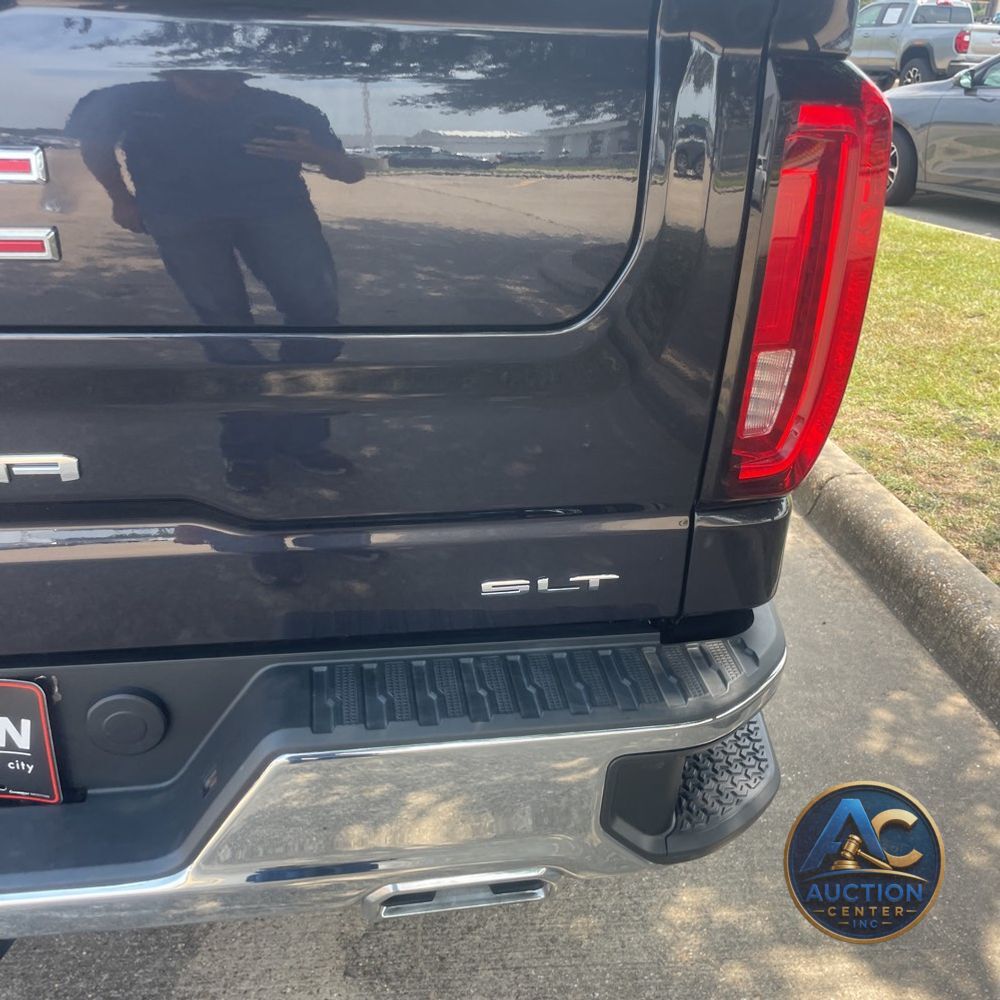 2022 GMC Sierra 1500 SLT