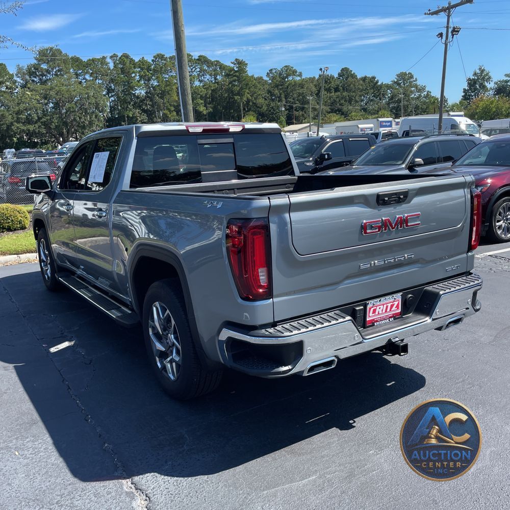 2025 GMC Sierra 1500 SLT